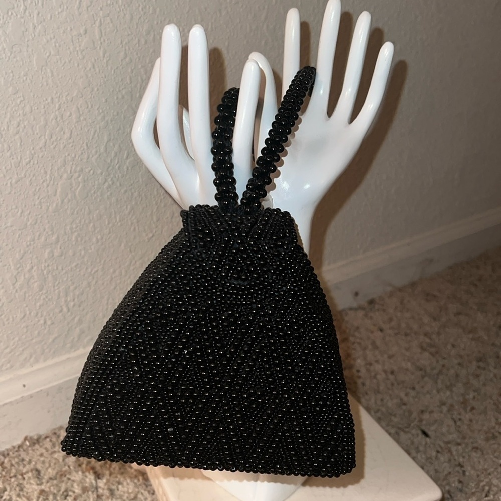 SASHA Women’s Black Beaded 3-D Triangular Wristlet Purse Bag